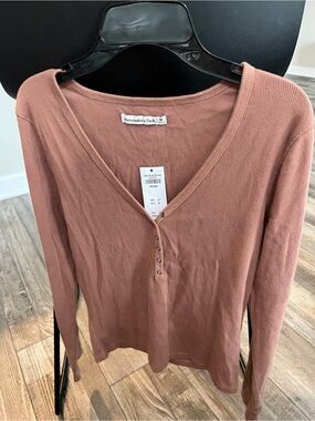 Abercrombie & Fitch Ribbed Henley Long Sleeve Top - Rose Taupe